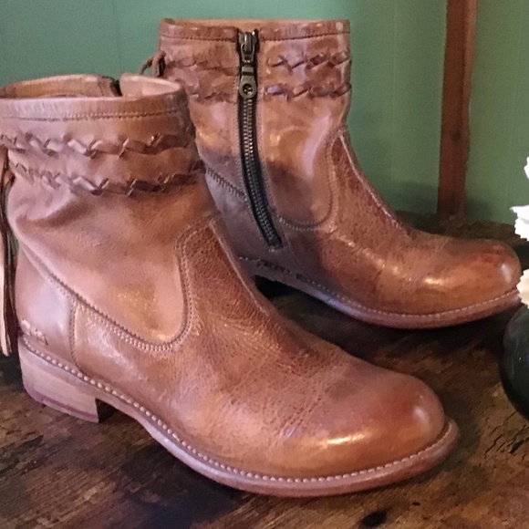 Bed Stu Craven - Like New - Picture 7 of 16